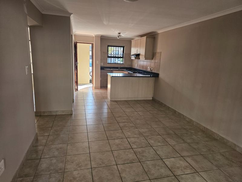To Let 2 Bedroom Property for Rent in Burgundy Estate Western Cape